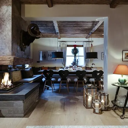 别墅 Chalet Arlberg- Exquisites Skigebiet Fuer Bis Zu 16 Gaste In Zurs *