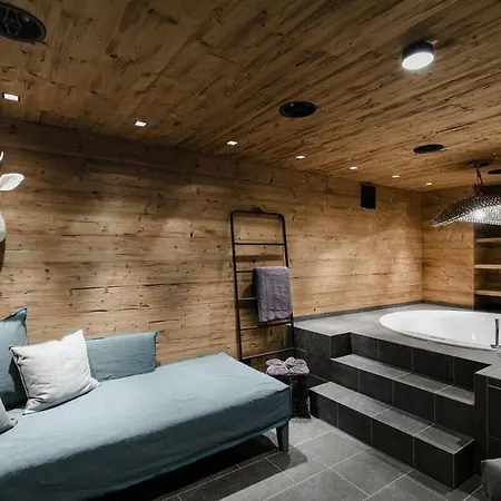 别墅 Chalet Arlberg- Exquisites Skigebiet Fuer Bis Zu 16 Gaste In Zurs *